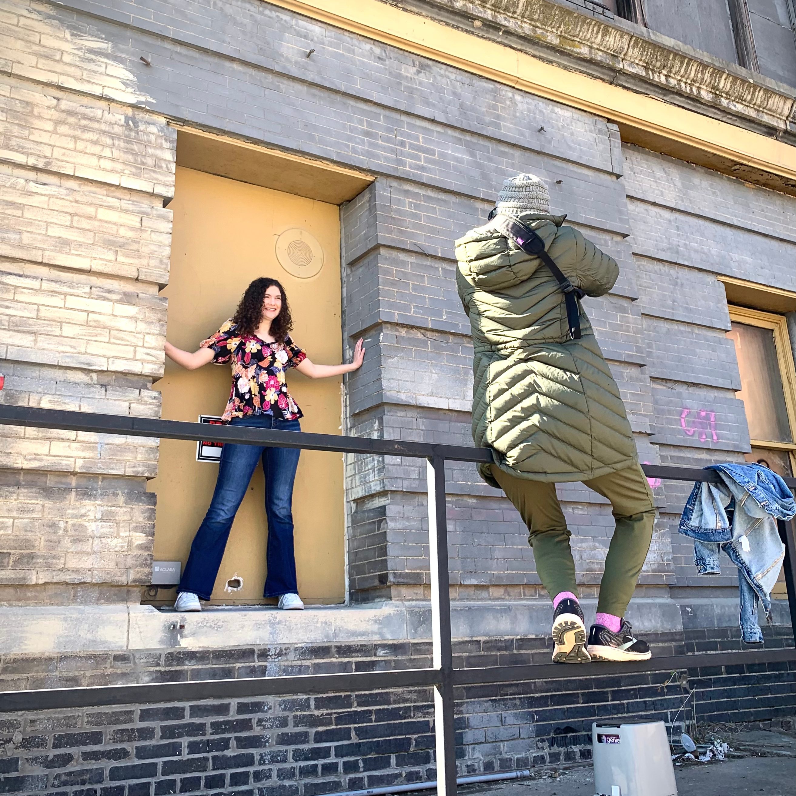 behind the scenes senior photo session at Case Studios Photography