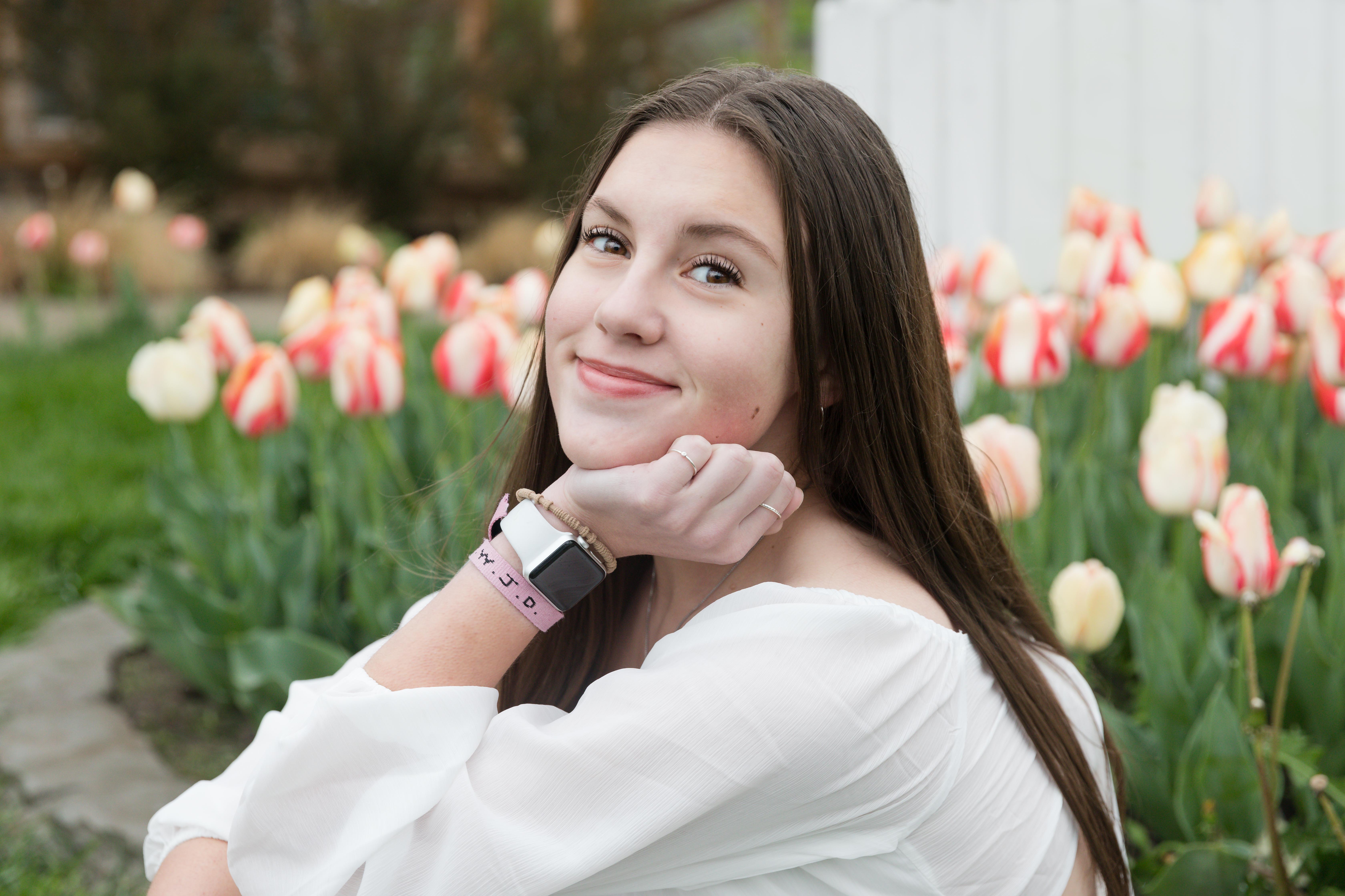 spring senior pictures Blue Springs Missouri